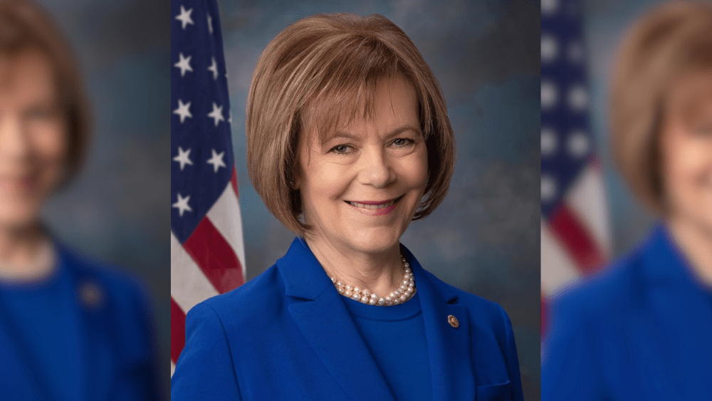 Minnesota Senator Tina Smith Official Portrait Photo