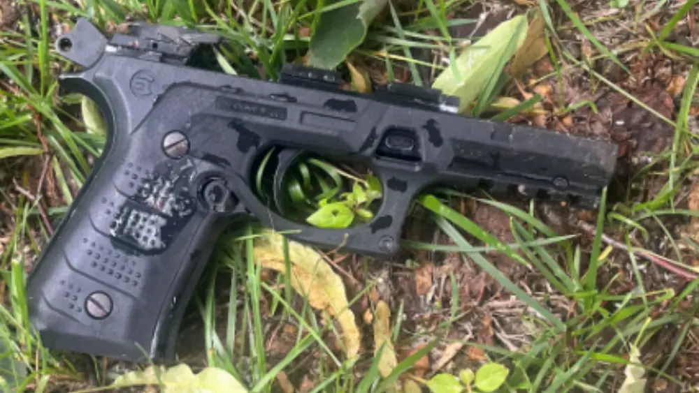 Image of components of recovered Beretta 92 9mm handgun