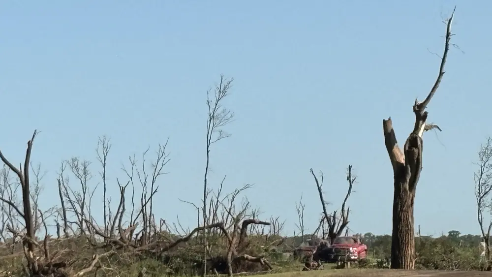 Image of devastation from the tornado in Enderlin