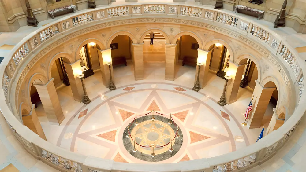 Image of the Minnesota State Capitol rotunda