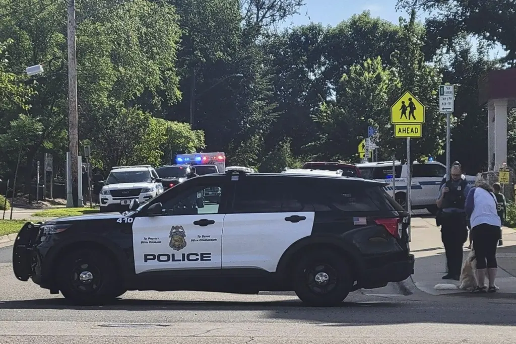 Image of police vehicle