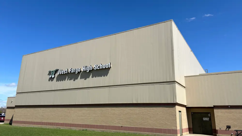Image of the outside of West Fargo High School