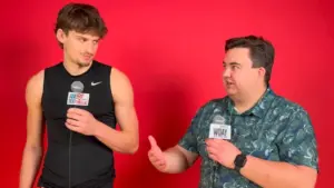 2 guy having a conversation