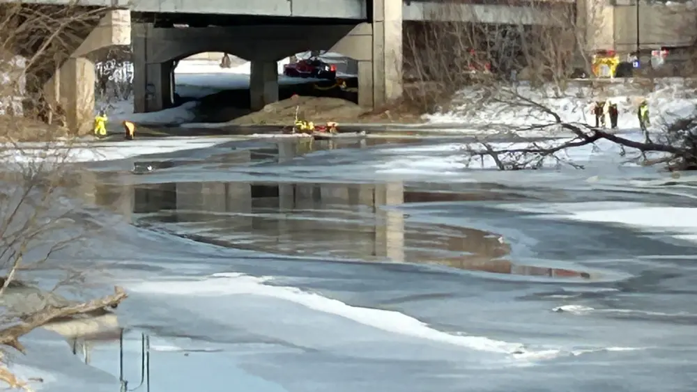crews in the Red River