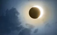 solar-eclipse-e1710781987836