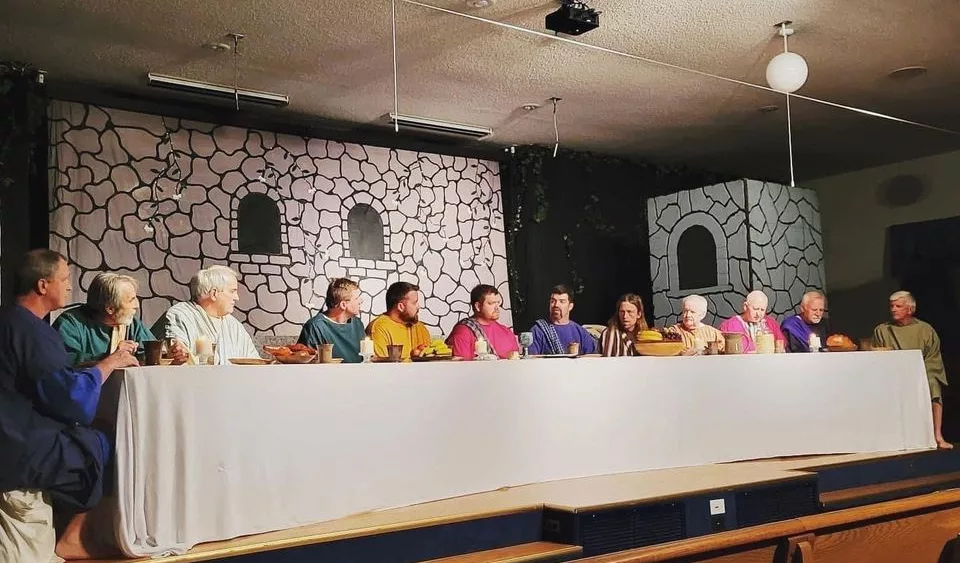 living-lords-supper-2