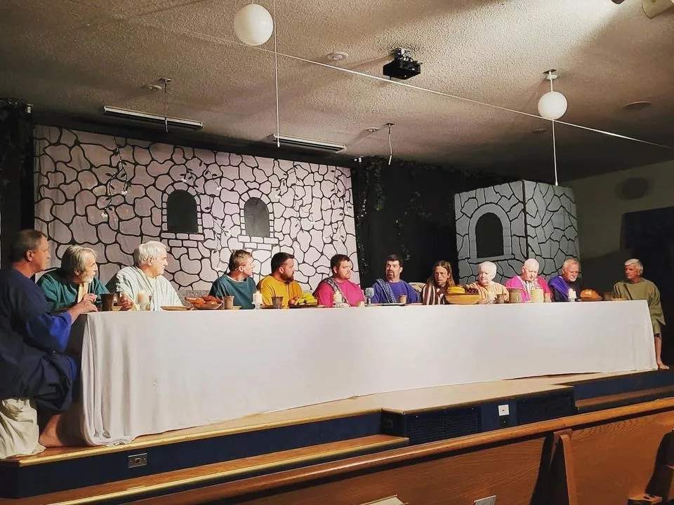 living-lords-supper-2