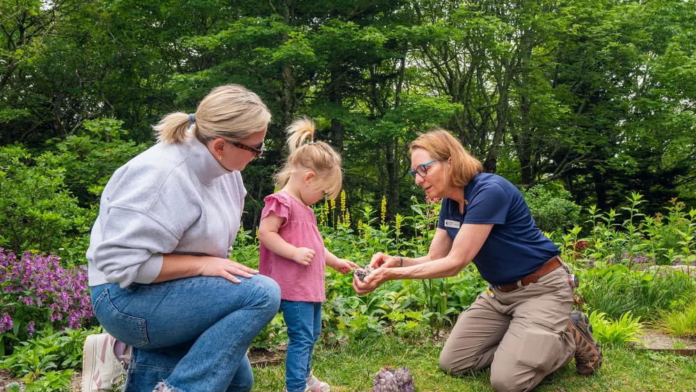 gmsf_naturalist-and-family_photo-courtesy-of-grandfather-mountain-stewardship-foundation