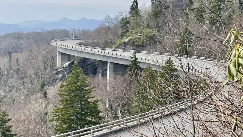 linn-cove-viaduct