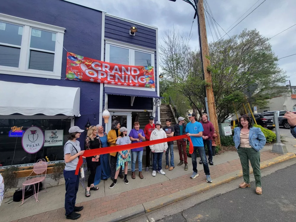 tulsi-rose-ribbon-cutting