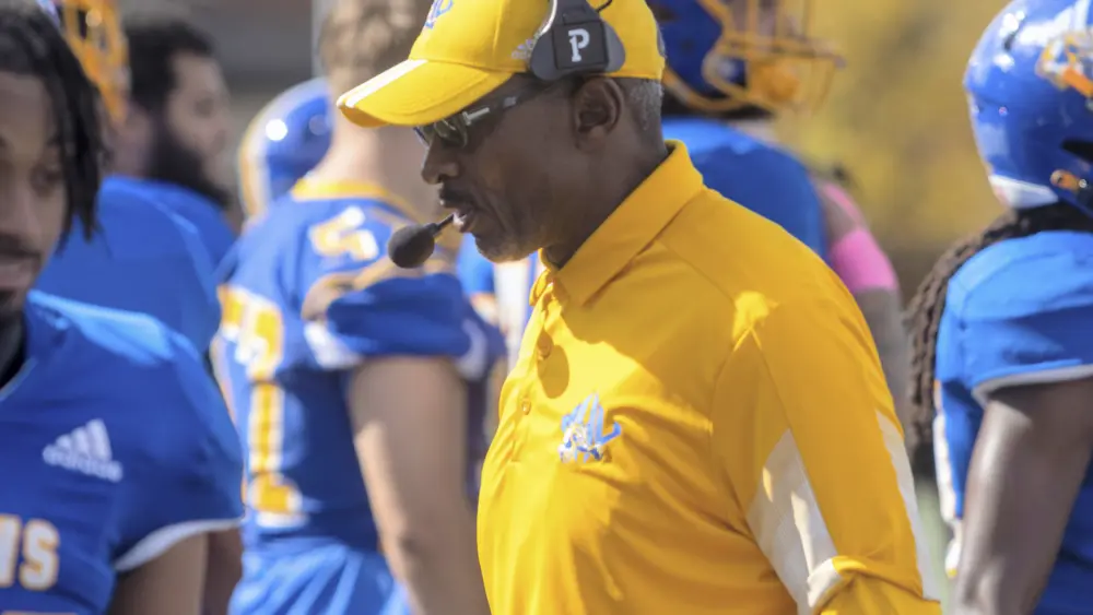 kevin-barnette-sideline