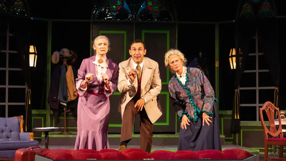 arsenic-and-old-lace-at-parkway-playhouse-pr