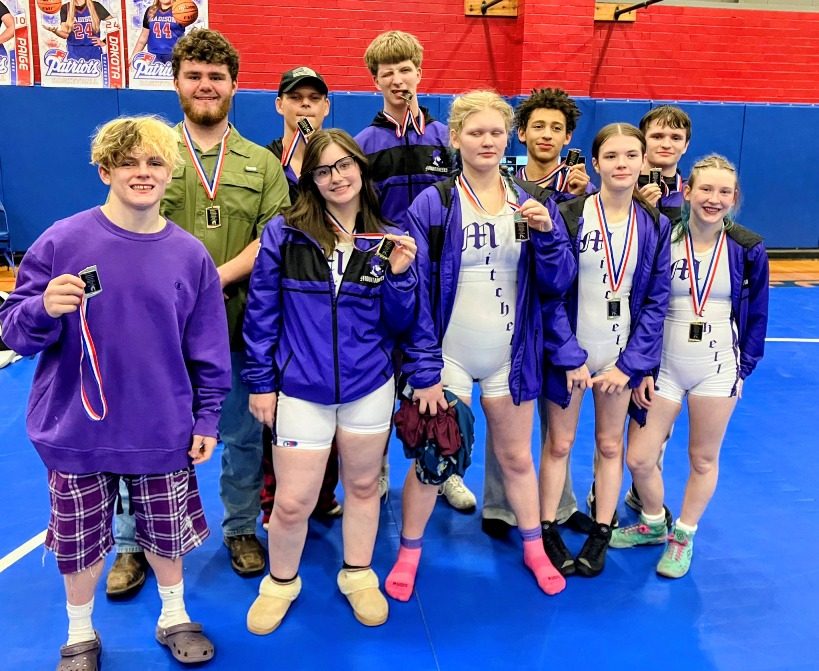 Wtoe Mountaineers Bring Home Medals | WKYK
