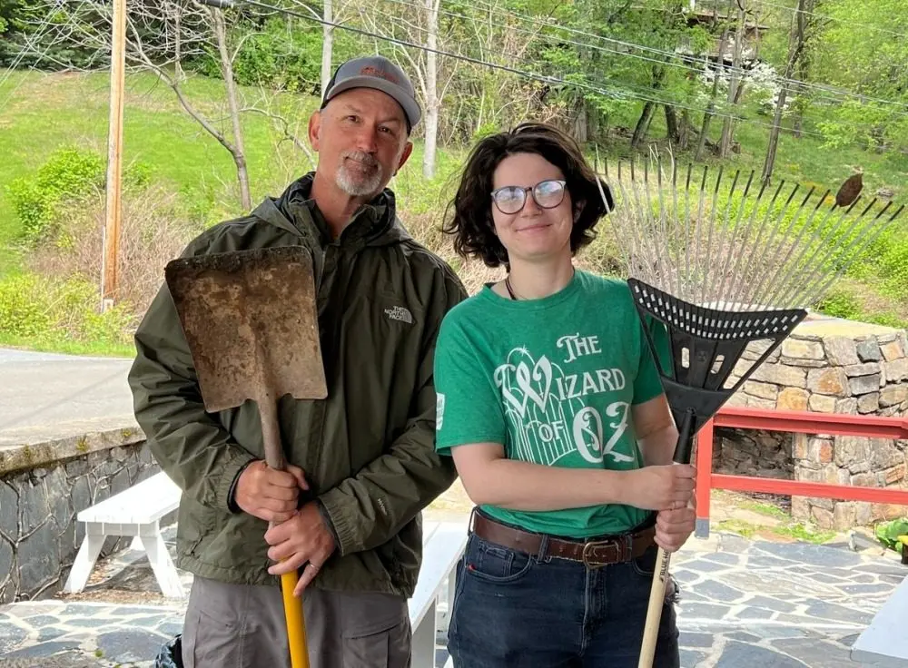 volunteer-opportunities-at-parkway-playhouse-pr2