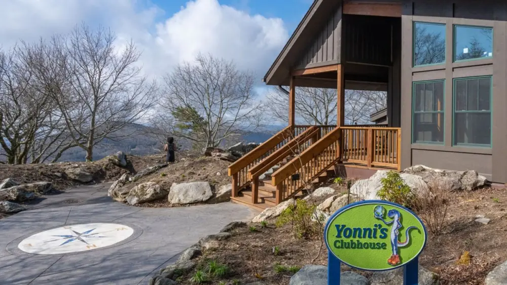 gmsf_yonnis-clubhouse_photo-by-skip-sickler_photo-courtesy-of-grandfather-mountain-stewardship-foundation