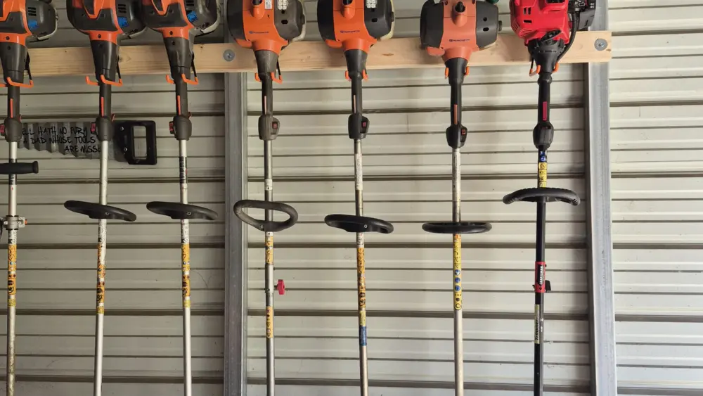 Wtwoe Weed Eaters and Chainsaws | WKYK