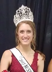 lauren-andis-2017-daviess-county-fair-queen