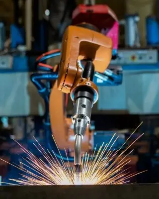 welding-robots-robotics
