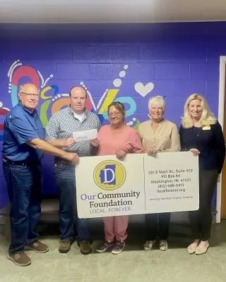 250606-grant-presentation-to-real-recovery
