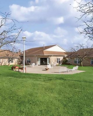 fox-ridge-manor-header-exterior