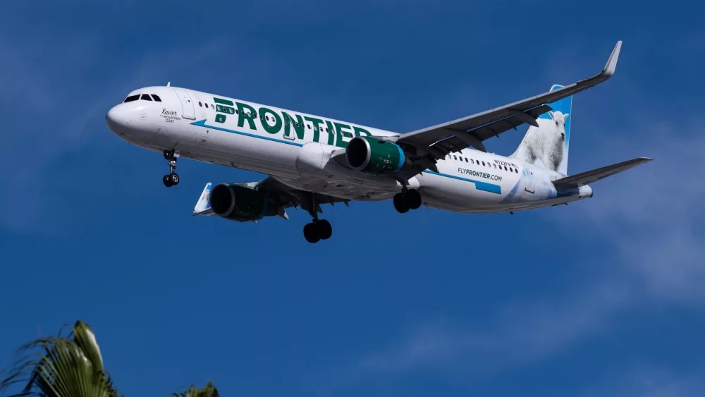 Harry Reid Airport^ 2-7-2024 Las Vegas^ NV USA Frontier Airlines Airbus A321 N722FR on final for 26L at Harry Reid International Airport