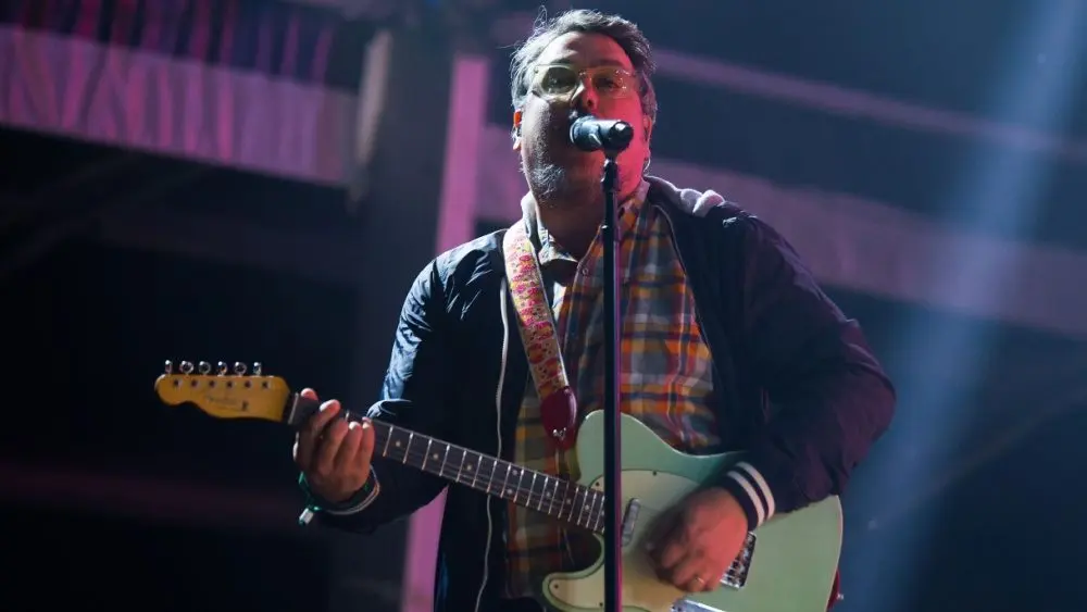 They Might Be Giants share the track “Outside Brain” from upcoming album ‘The World Is To Dig’