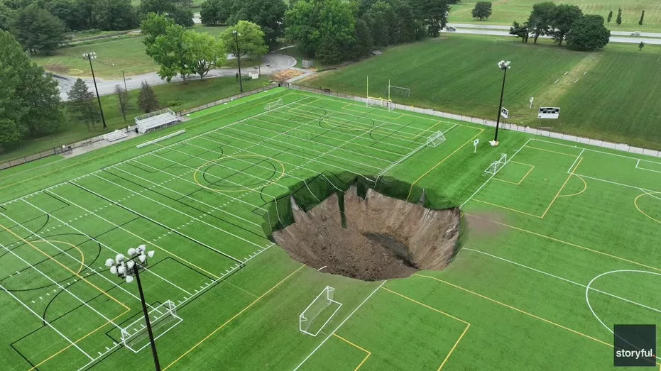 massive-sinkhole-opens-at-illinois-soccer-field962861