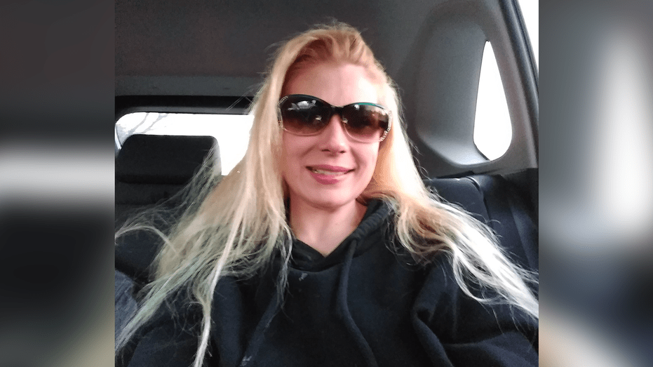 car-selfie-of-tara-capps166460