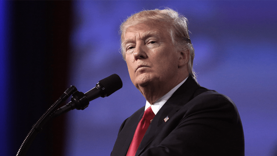 1-a-thur-trump-bt563892