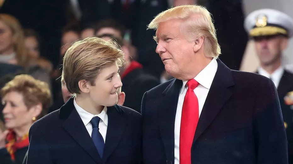 trump-barron-smiling967569