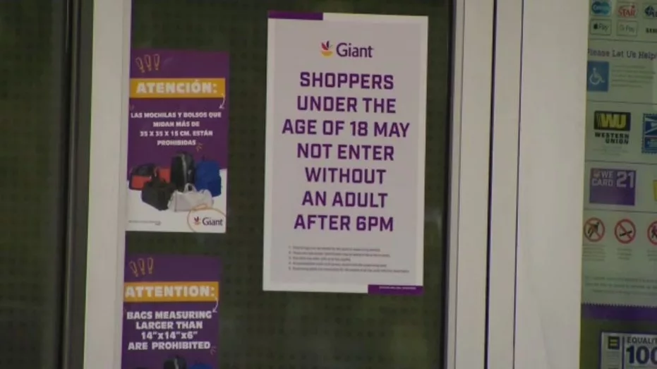 giant-new-policy-sign2850370