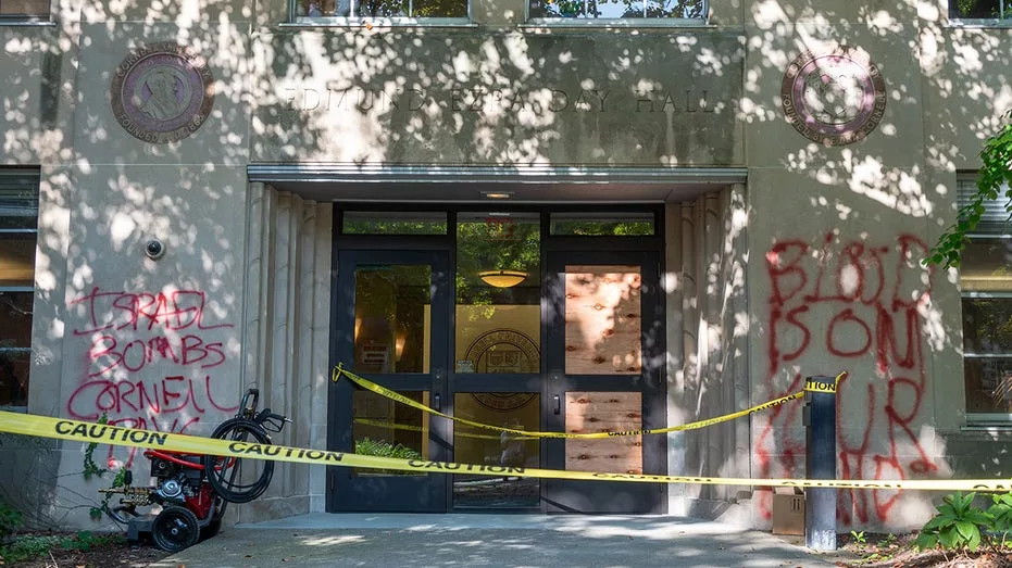 palestinegrafdayhall-mandatory-credit-ming-demers-cornell-daily-sun562326