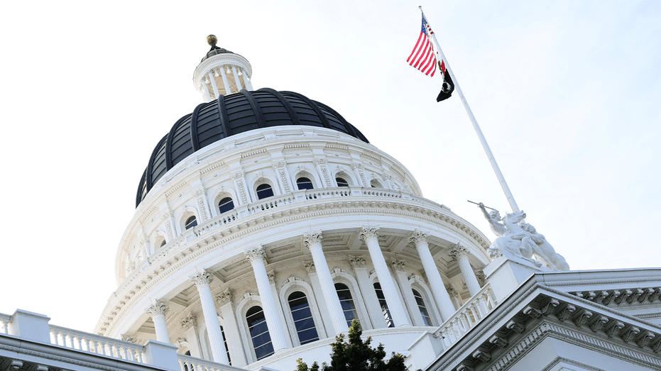 sacramento-state-capitol242308