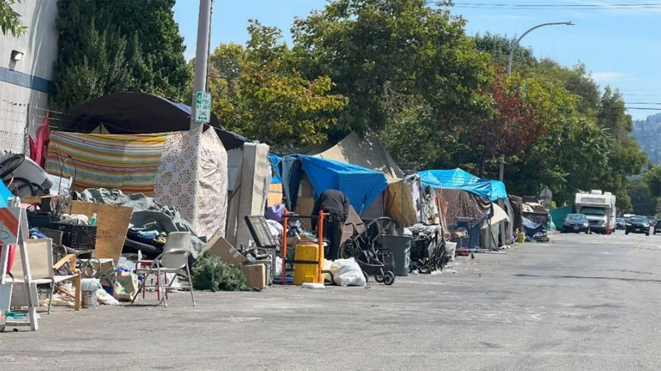 berkeley-homeless-encampment173851