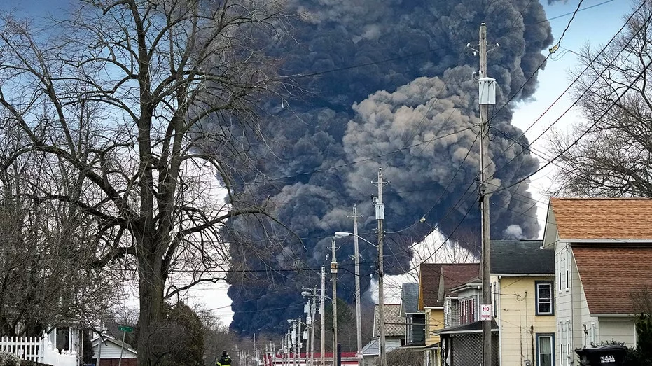 a23e8a39-train-derailment-ohio96791
