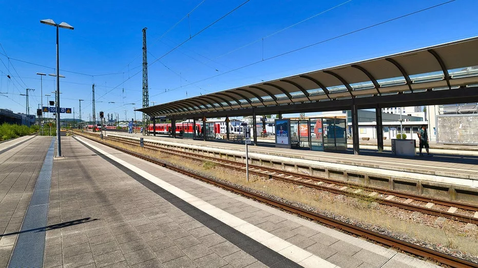 kaiserslautern-germany-train-station_01317582