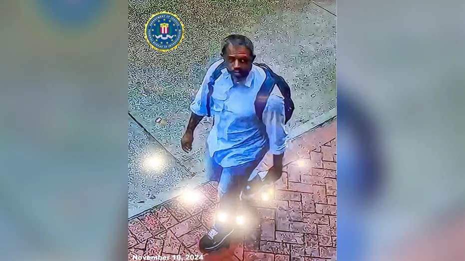 fbi-releases-new-image-of-new-orleans-terrorist-attacker269220