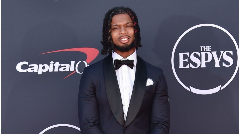 Buffalo bills safety damar hamlin agrees to 1 year contract extension