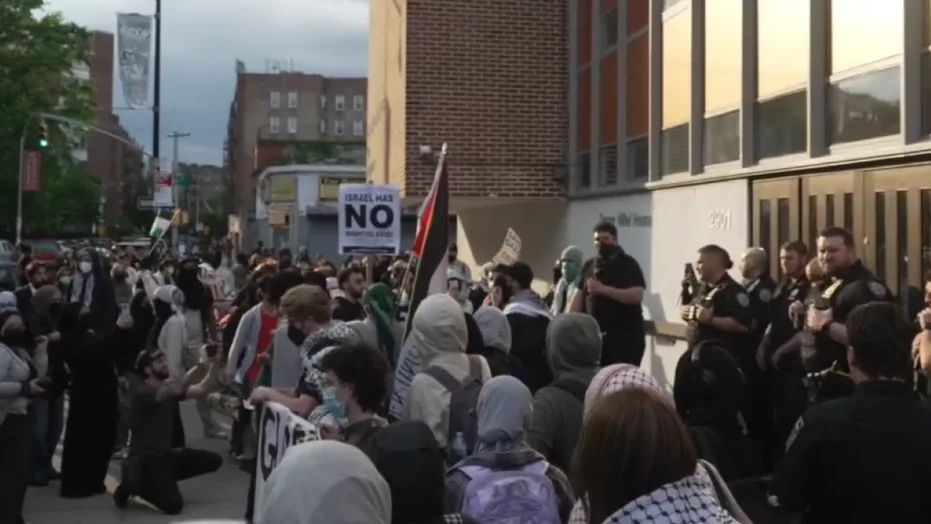 brooklyn-college-protest-114946