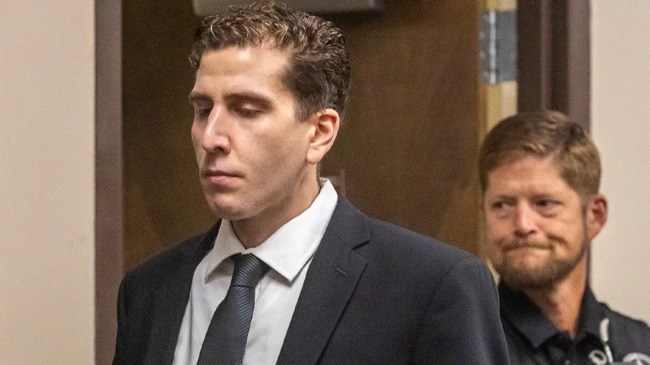 bryan-kohberger-enters-court647355