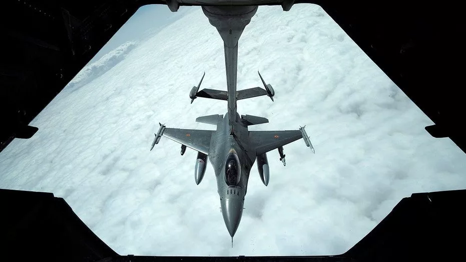 us-air-force-f-16288304