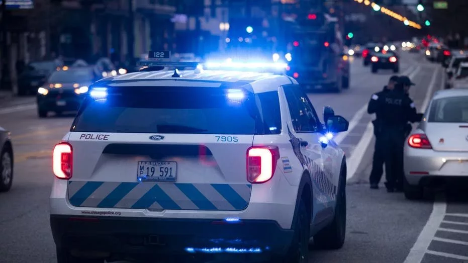 df60d721-chicago-police-cruiser-scaled434682