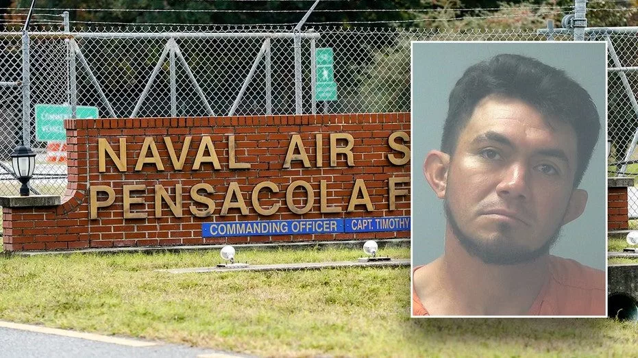moises-nas-pensacola814494