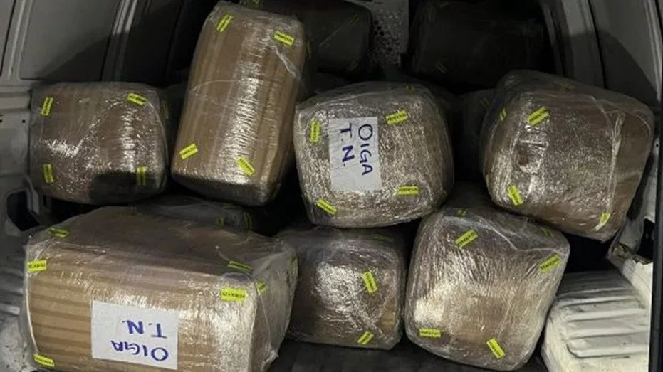 meth-bundles-in-vehicles442054