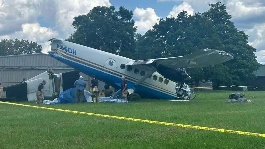 aftermath-of-tennessee-plane-crash-captured-on-video-2859120