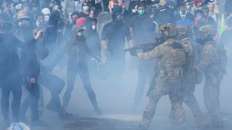 portland-anti-ice-riot-4262906