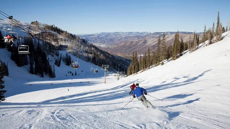 colorado-mountains-ski-accident_03556460