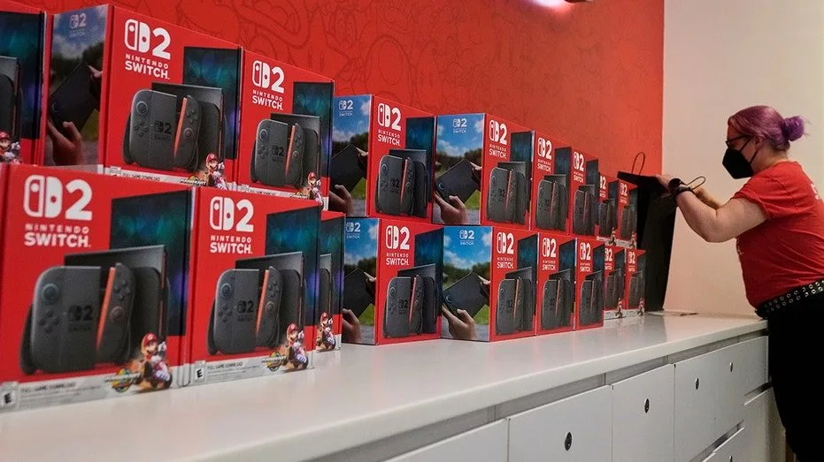 switch-2-in-store427173