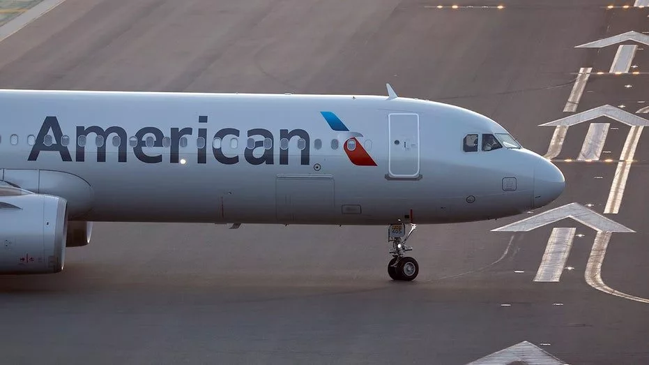 american-airlines-airbus-a321681504