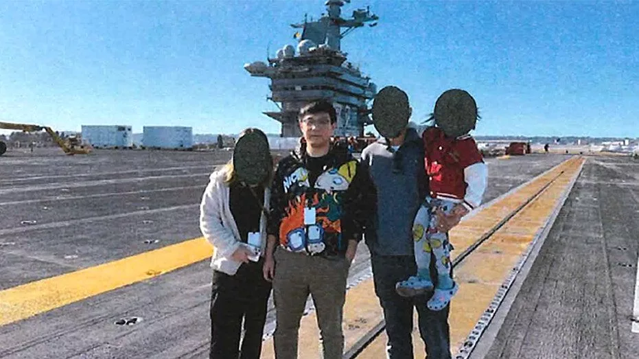 yuance-chen-uss-abraham-lincoln298236